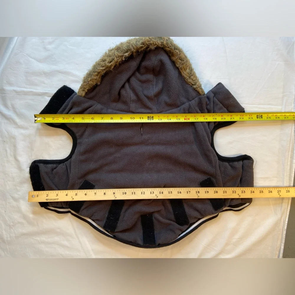 2 Piece Snow Suit for your Dog, GF Pet‎ Authentic jacket and pants. Size L
